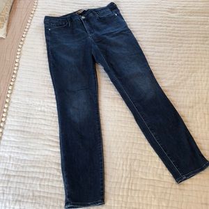 Athleta Sculptek Jeans